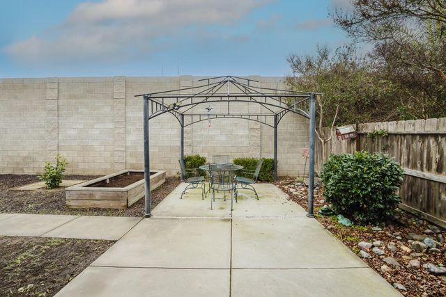 1634 Judith Way, Escalon, CA 95320