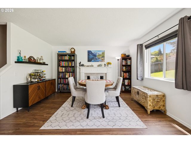 2855 5TH St, Columbia City, OR 97018