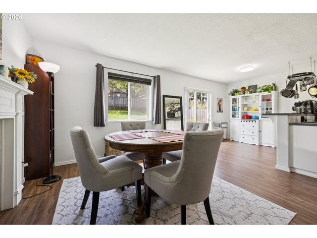 2855 5TH St, Columbia City, OR 97018