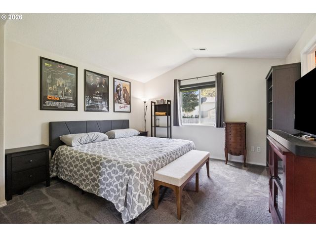 2855 5TH St, Columbia City, OR 97018