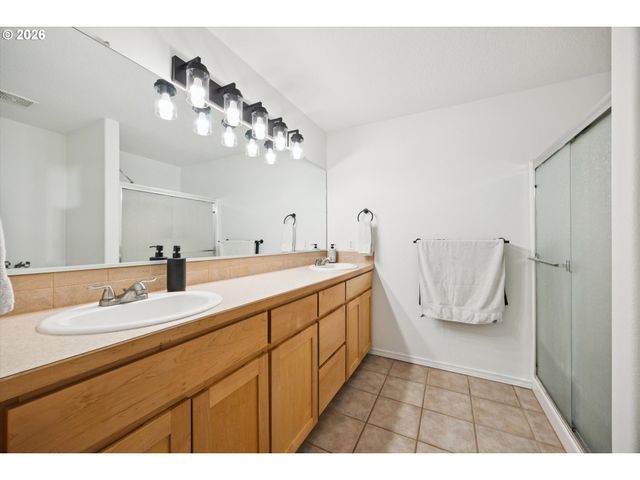 2855 5TH St, Columbia City, OR 97018