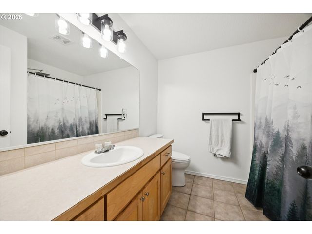 2855 5TH St, Columbia City, OR 97018