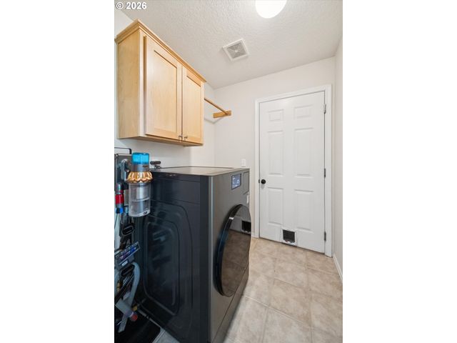 2855 5TH St, Columbia City, OR 97018