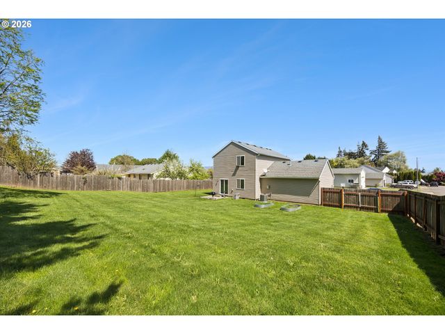 2855 5TH St, Columbia City, OR 97018