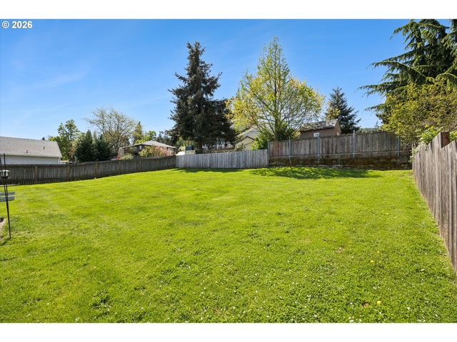 2855 5TH St, Columbia City, OR 97018