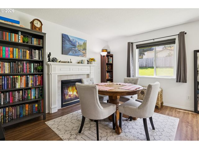 2855 5TH St, Columbia City, OR 97018