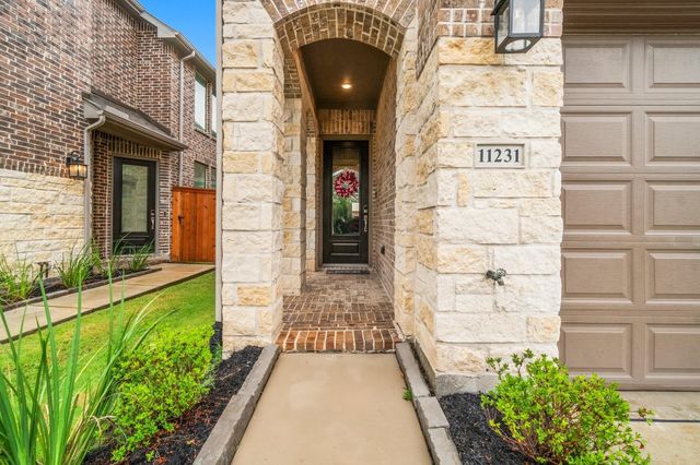 11231 Buchanan Coves Lane, Cypress, TX 77433
