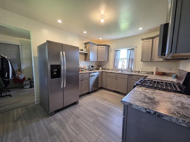 312 W Florence Street, Cambria, WI 53923