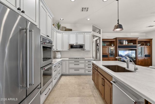 481 W ELMWOOD Place, Chandler, AZ 85248