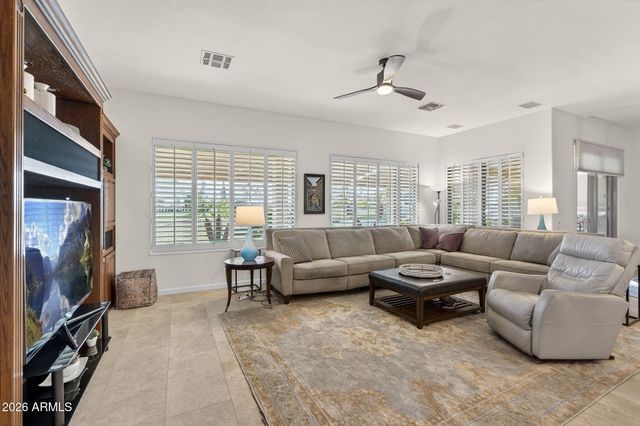 481 W ELMWOOD Place, Chandler, AZ 85248