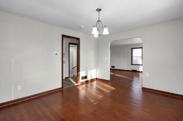 1037 E 18th Avenue, Columbus, OH 43211