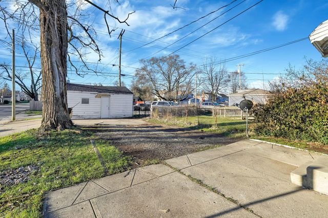 1037 E 18th Avenue, Columbus, OH 43211