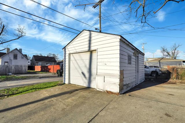 1037 E 18th Avenue, Columbus, OH 43211