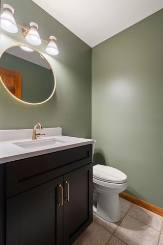600 Morningside Drive, Crown Point, IN 46307