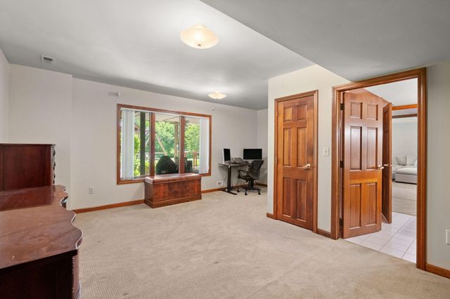 600 Morningside Drive, Crown Point, IN 46307