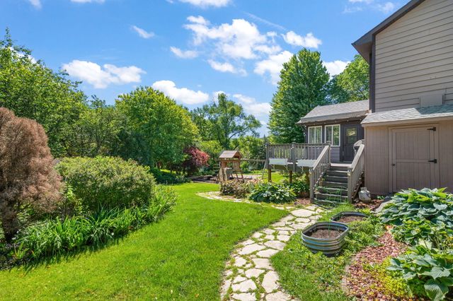 600 Morningside Drive, Crown Point, IN 46307