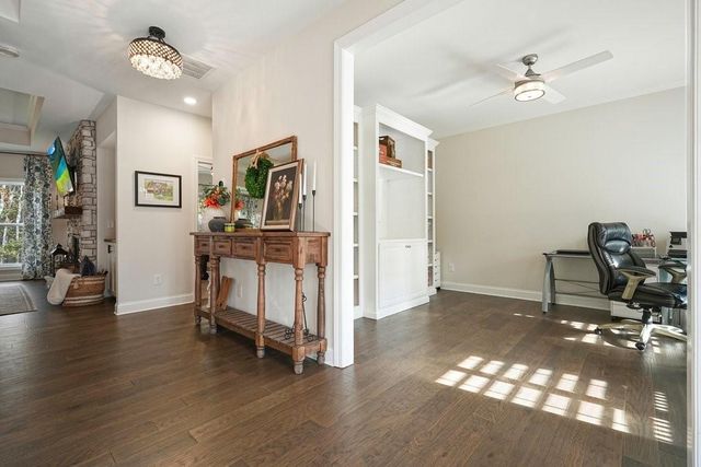 207 Milton Overlook Pass, Woodstock, GA 30188