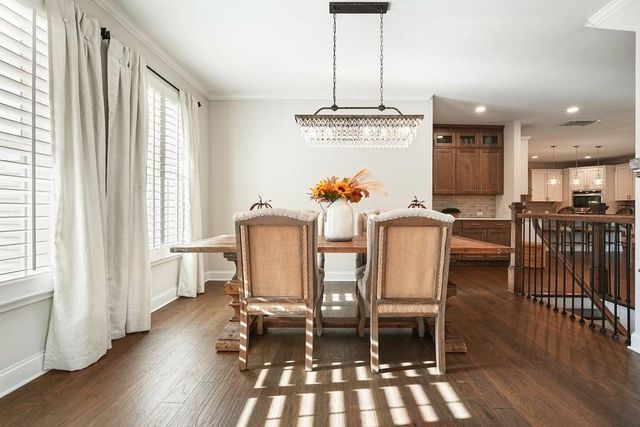 207 Milton Overlook Pass, Woodstock, GA 30188