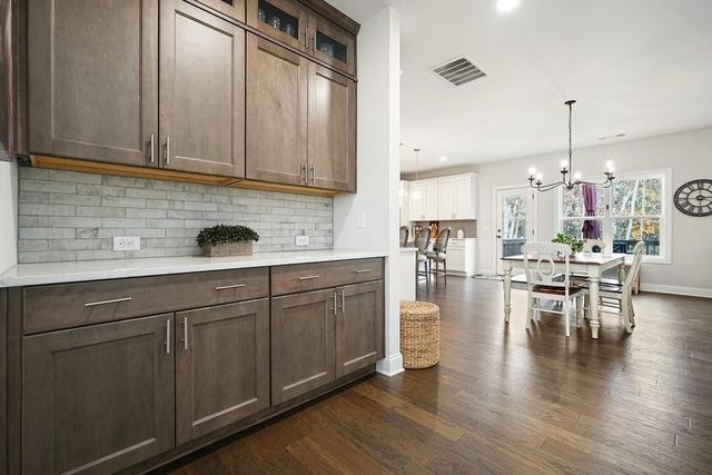 207 Milton Overlook Pass, Woodstock, GA 30188