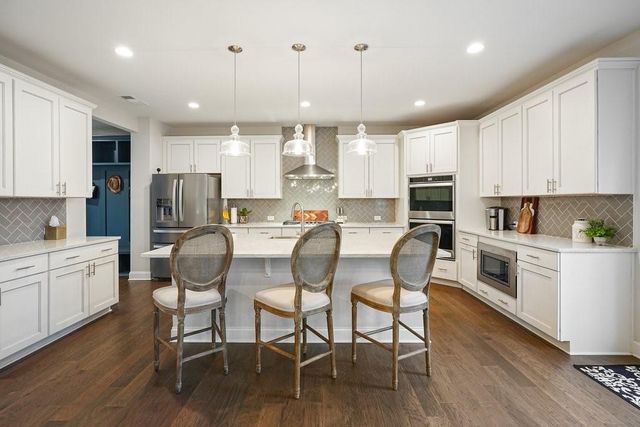 207 Milton Overlook Pass, Woodstock, GA 30188