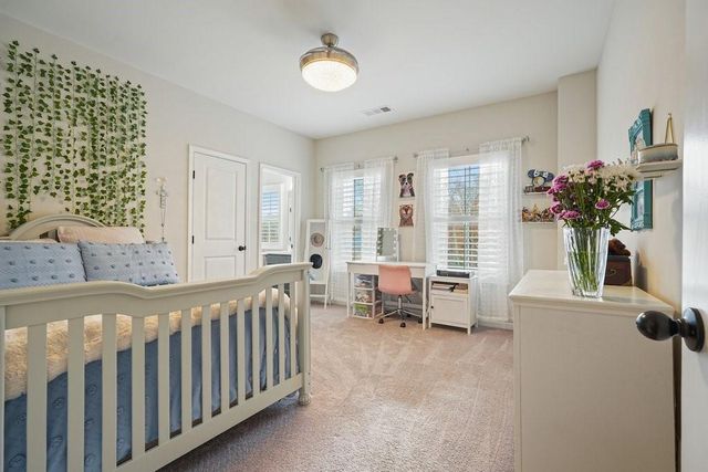 207 Milton Overlook Pass, Woodstock, GA 30188