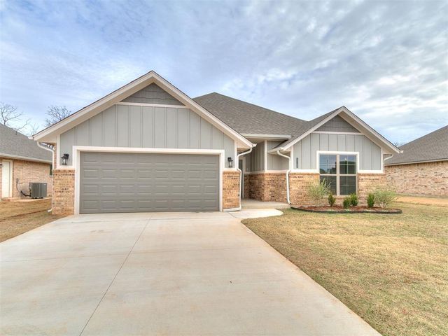 12104 Rockbed Drive, Yukon, OK 73099