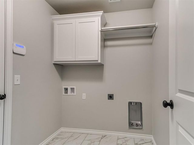 12104 Rockbed Drive, Yukon, OK 73099