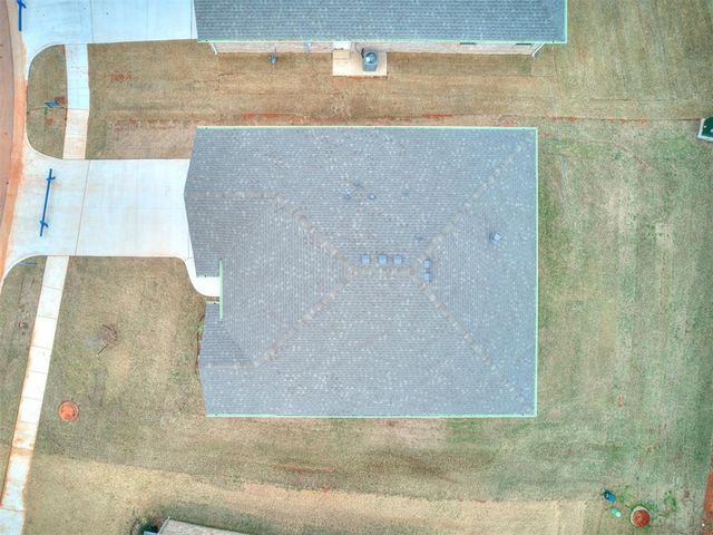 12104 Rockbed Drive, Yukon, OK 73099