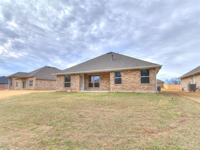 12104 Rockbed Drive, Yukon, OK 73099