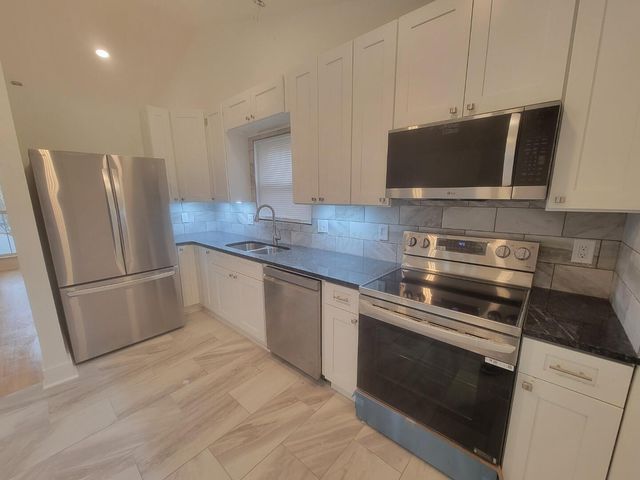 875 Briaro Street, Reynoldsburg, OH 43068