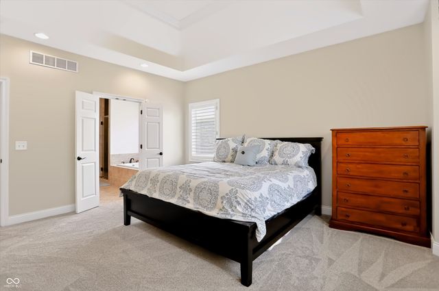 1812 Golden Field Drive, Greenwood, IN 46143