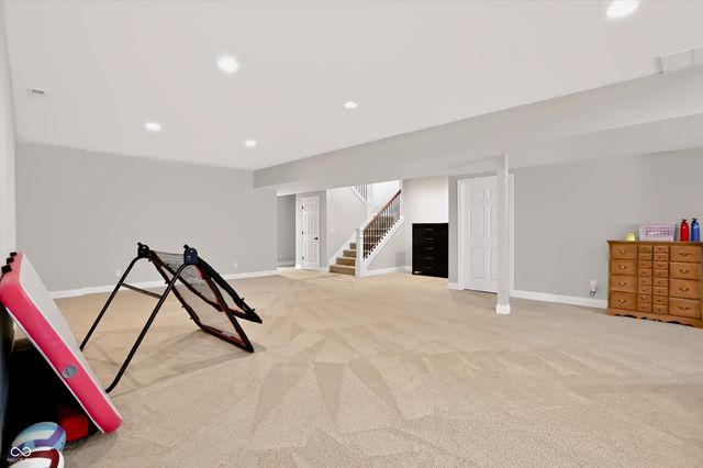 1812 Golden Field Drive, Greenwood, IN 46143