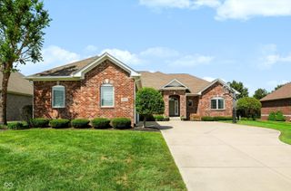1812 Golden Field Drive, Greenwood, IN 46143