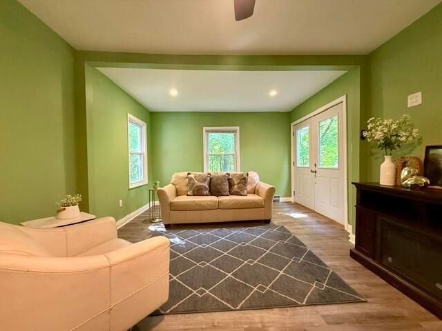 16002 Lakeside Road, Union Pier, MI 49129
