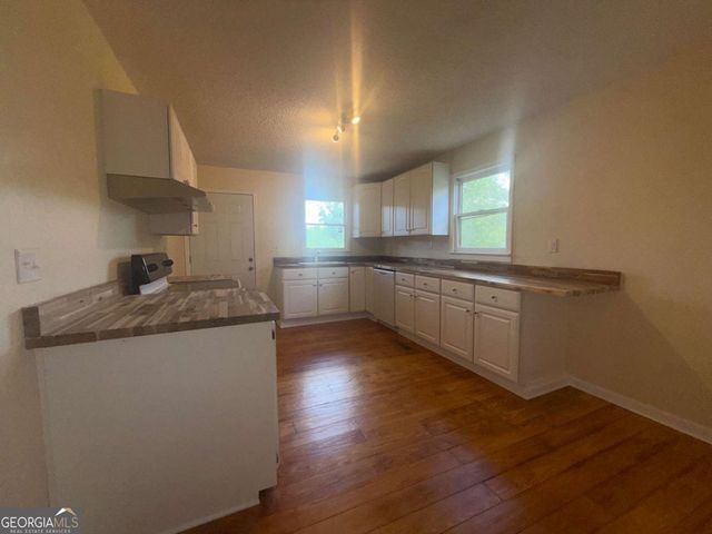 571 Autry Road SW, Plainville, GA 30733
