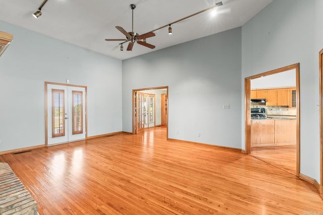 1902 E Schafer Road, Lonoke, AR 72086