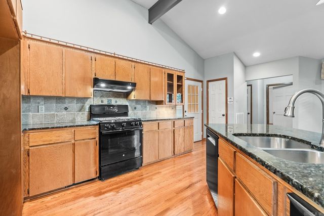 1902 E Schafer Road, Lonoke, AR 72086