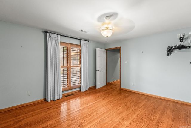 1902 E Schafer Road, Lonoke, AR 72086