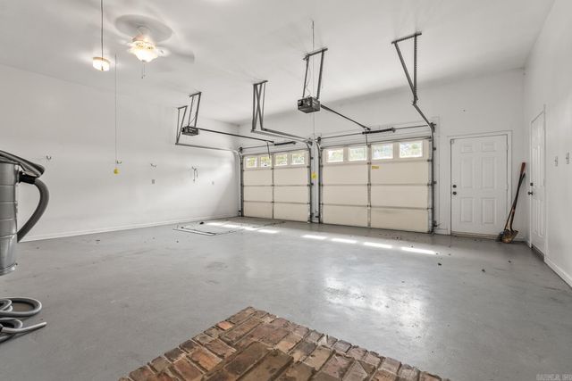 1902 E Schafer Road, Lonoke, AR 72086