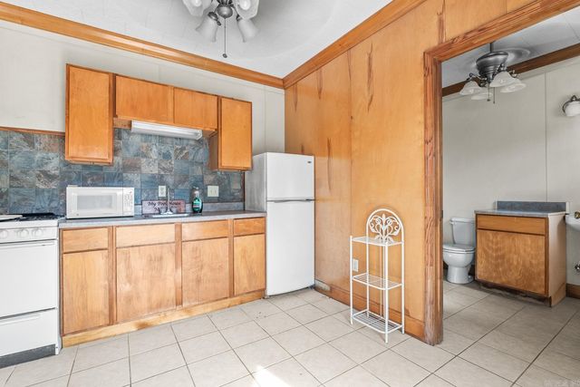 1902 E Schafer Road, Lonoke, AR 72086