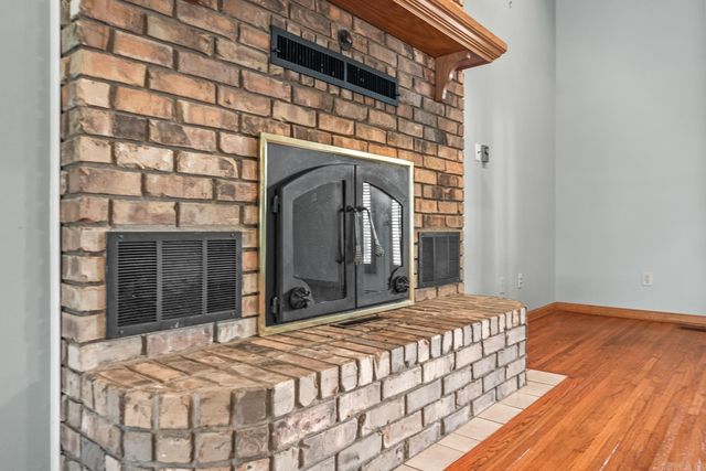 1902 E Schafer Road, Lonoke, AR 72086