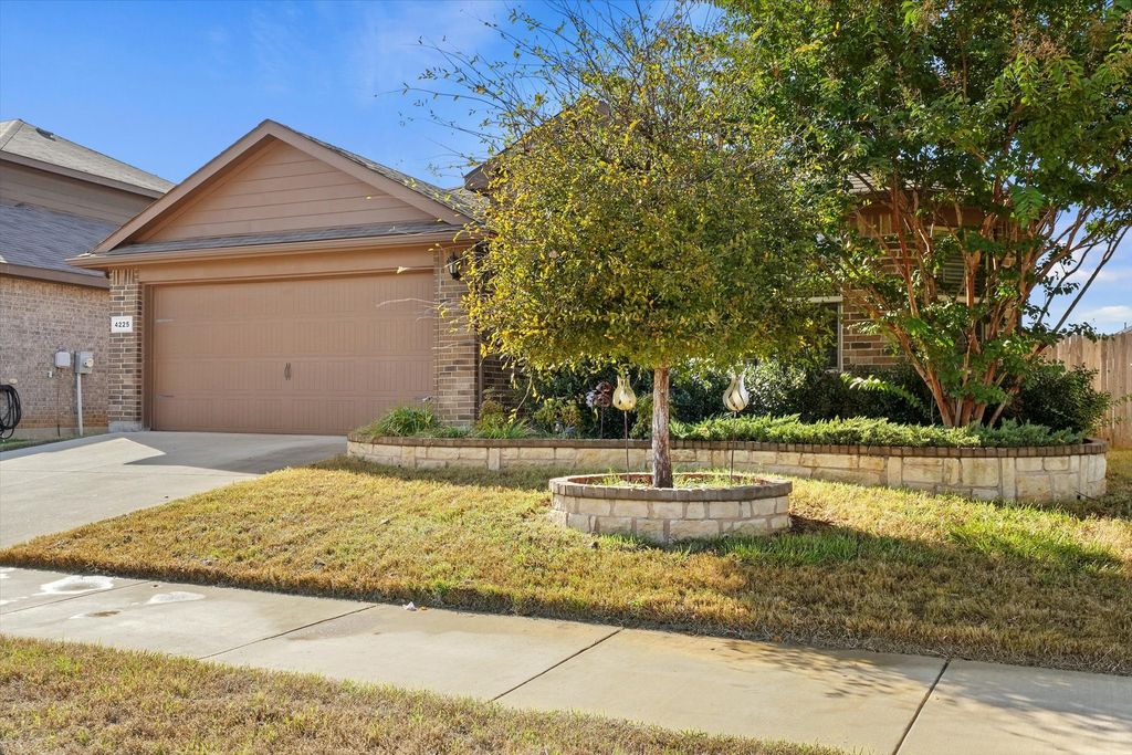 4225 Tollcross Lane, Fort Worth, TX 76123 — photo 3
