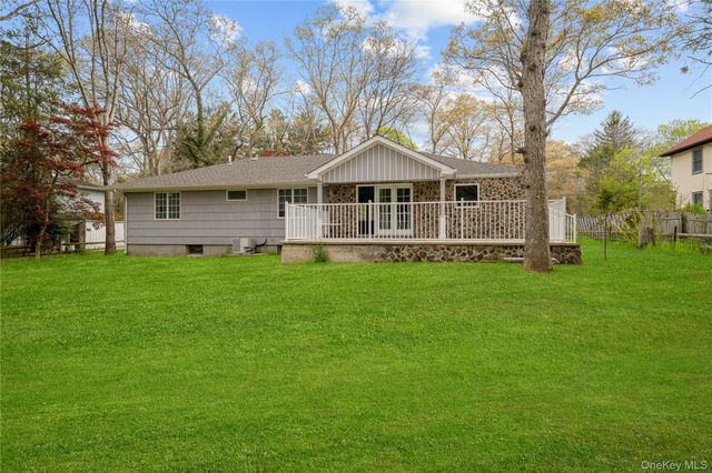 257 Southlawn Avenue, Central Islip, NY 11722