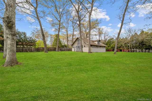 257 Southlawn Avenue, Central Islip, NY 11722