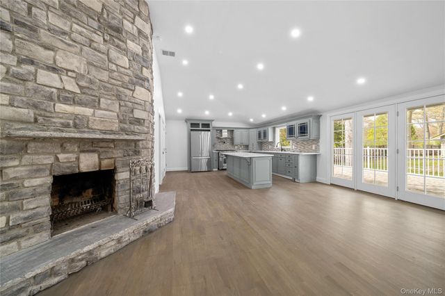 257 Southlawn Avenue, Central Islip, NY 11722