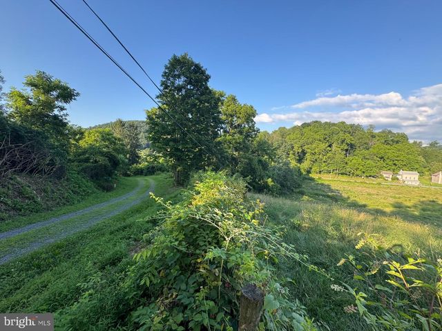 1666 URBAN RD, Herndon, PA 17830