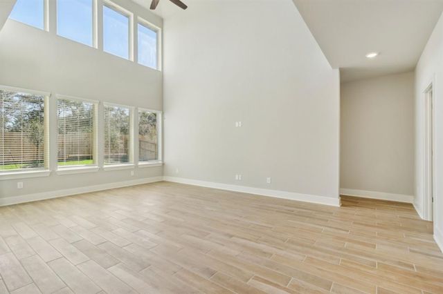 1627 Shae Oak Lane, Conroe, TX 77304