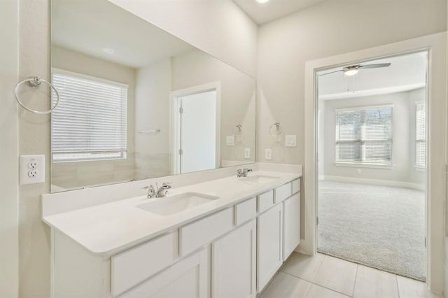 1627 Shae Oak Lane, Conroe, TX 77304