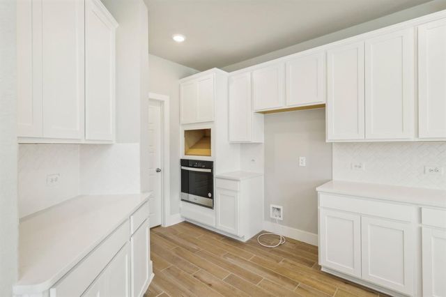 1627 Shae Oak Lane, Conroe, TX 77304
