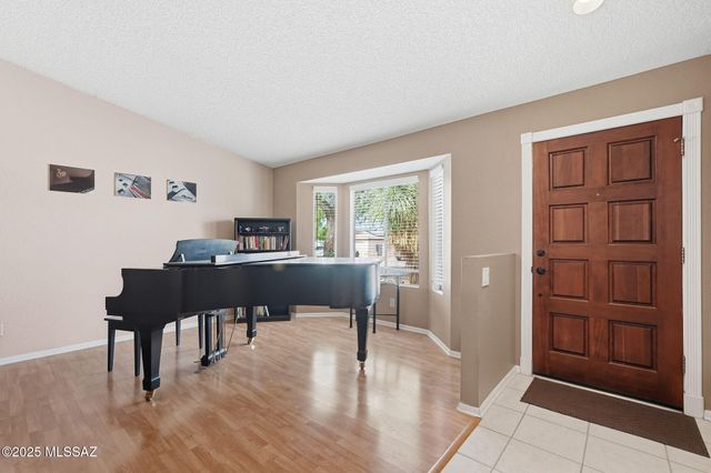 10240 E Juniper Basin Lane, Tucson, AZ 85748